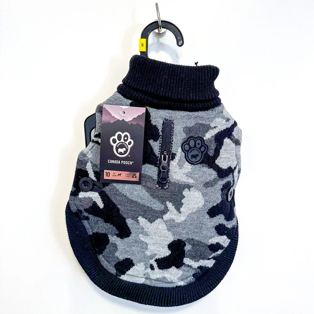 Canada Pooch Black & Gray Camo Northern Knit Winter Coat